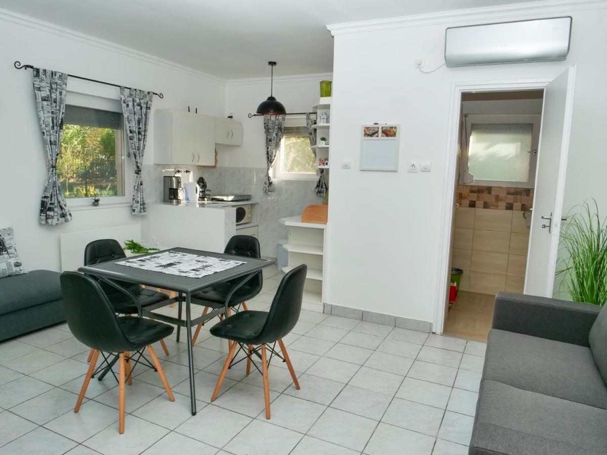 Cseresznyes Apartman Berekfürdő Dış mekan fotoğraf